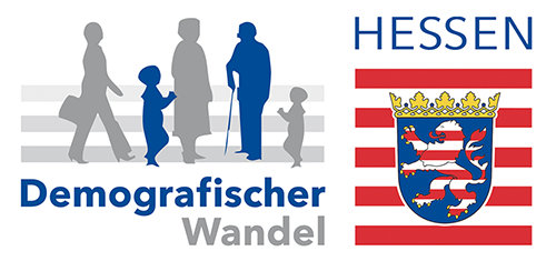 Auf dem Bild ist das ogo des Landes hessen zu sehen; rote und weiße Streifen; davor das Wappen des Bundeslandes; blaues Wappen mit rot-weiß gestreiften Löwen; neben  der Abbildung sind die Wörter demografischer Wandel abgebildet und Umrisse von fünf Personen