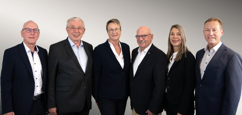 Beraterteam VGZ Schwalm-Eder (v.li. Manfred Kelber, Jürgen Angres, Tanja Damm, Walter Blum, Viola Müller-Hanke und Jürgen Krug) Foto: VGZ Schwalm-Eder