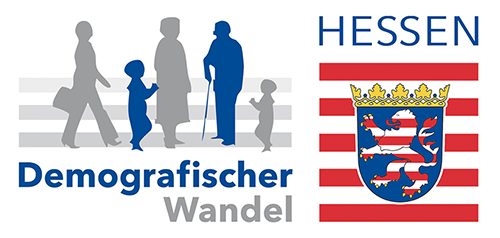 Auf dem Bild ist das ogo des Landes hessen zu sehen; rote und weiße Streifen; davor das Wappen des Bundeslandes; blaues Wappen mit rot-weiß gestreiften Löwen; neben  der Abbildung sind die Wörter demografischer Wandel abgebildet und Umrisse von fünf Personen
